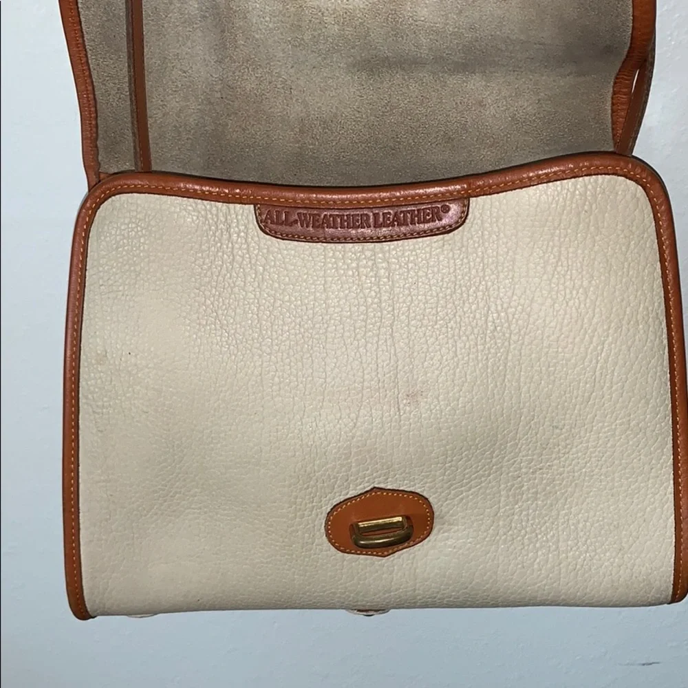 Dooney & Bourke classic dooney